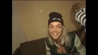 Подборка с королевскими минетами и поревом милых давалок в обе дырки