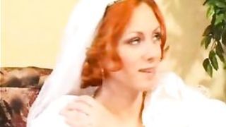 Рыжеволосая невеста перед свадьбой напоследок ебется со своим бывшим